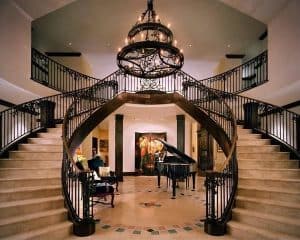 CẢNH BÁO : Những điều cấm kỵ khi thiết kế cầu thang